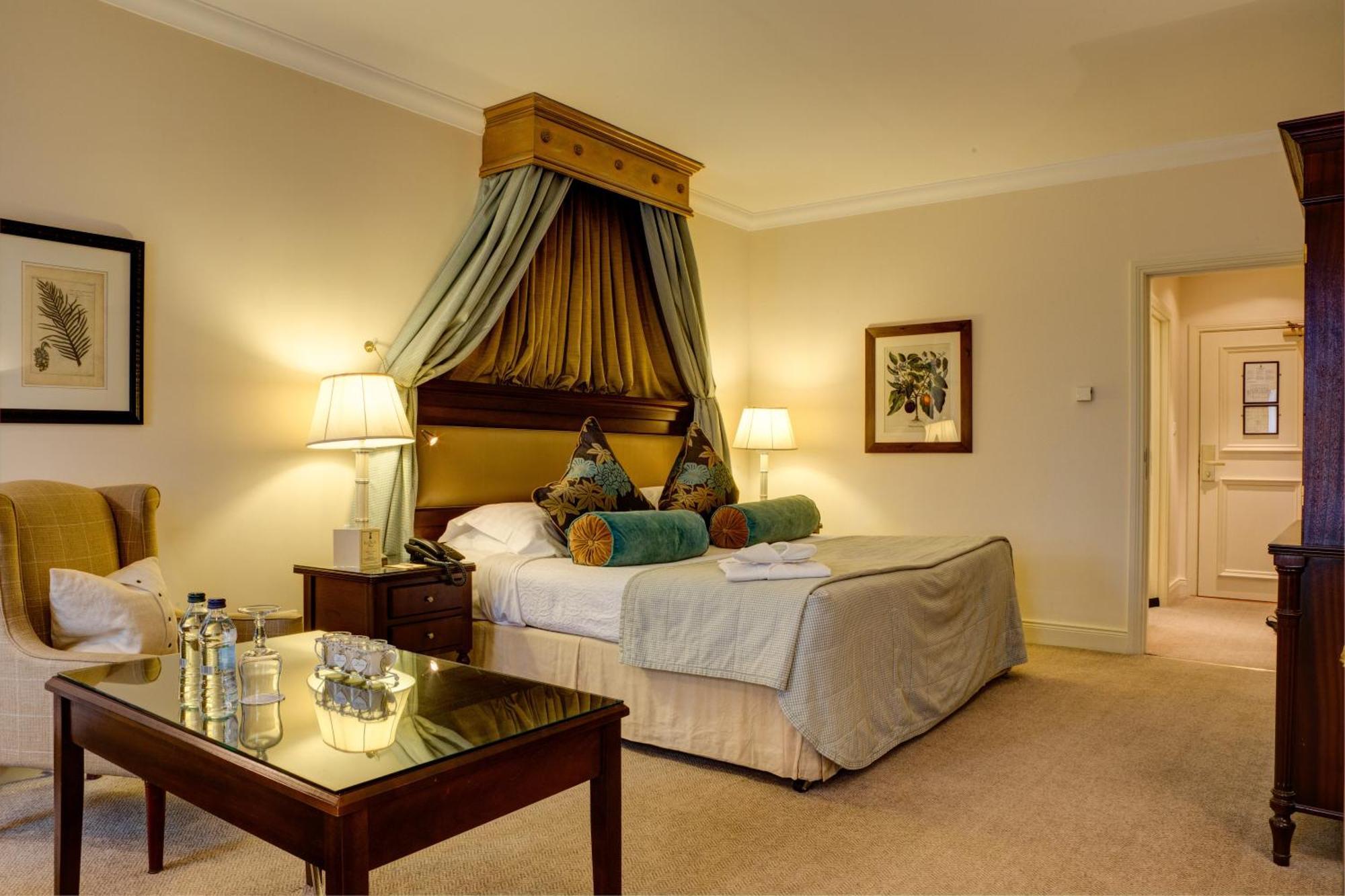 The Keadeen Hotel Нюбридж Екстериор снимка