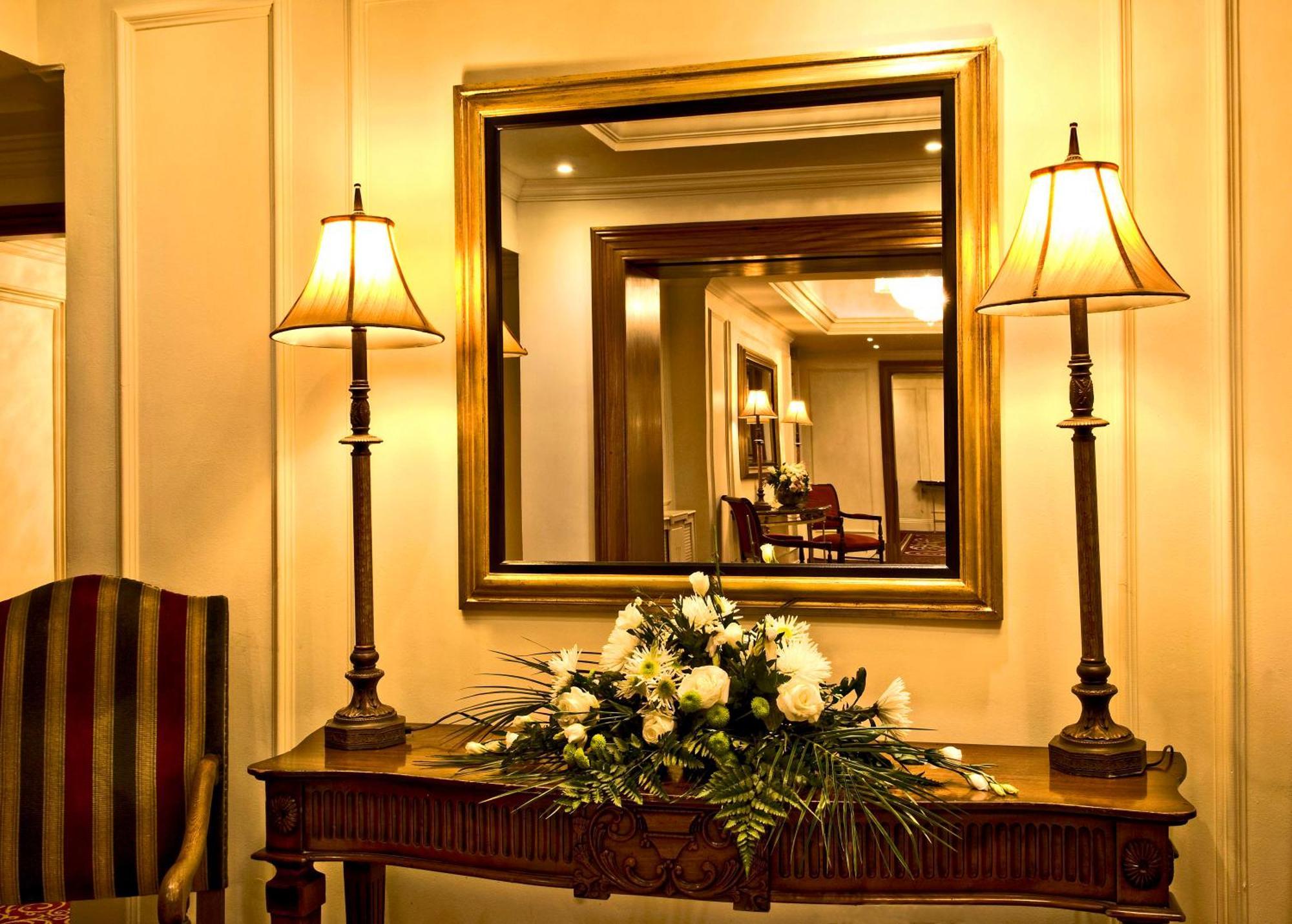 The Keadeen Hotel Нюбридж Екстериор снимка