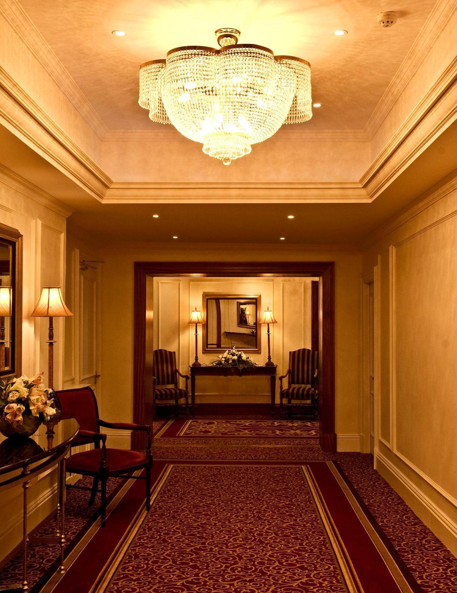 The Keadeen Hotel Нюбридж Екстериор снимка