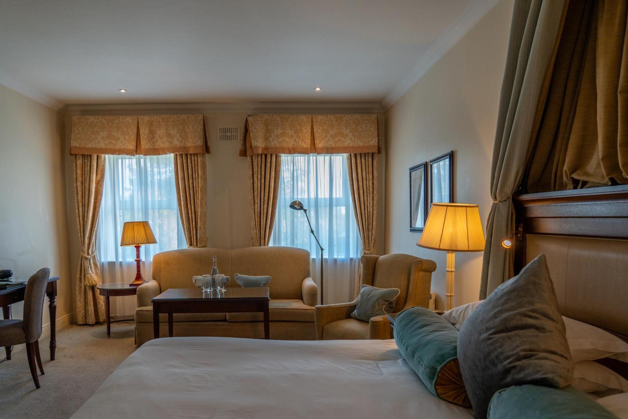 The Keadeen Hotel Нюбридж Екстериор снимка